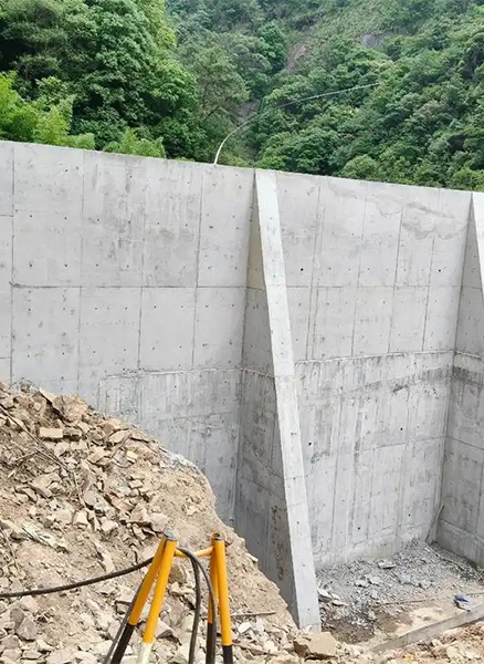 荷泽曹县重力式挡土墙